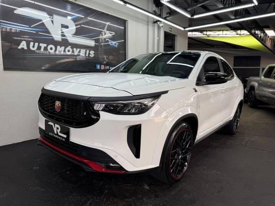 FIAT FASTBACK 1.3 TURBO 270 FLEX ABARTH AT6 FIAT FASTBACK 1.3 TURBO 270 FLEX ABARTH AT6
